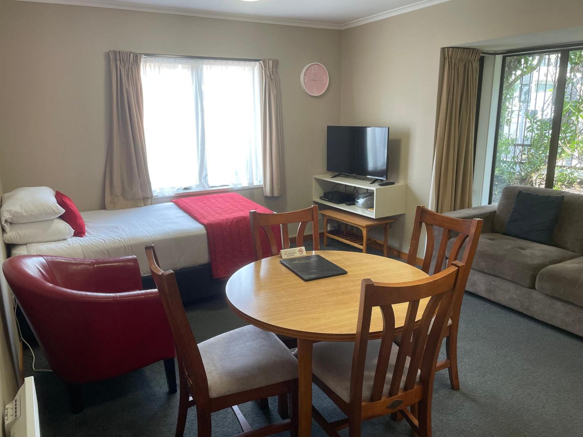 Allan Court Motel Dunedin Exteriör bild