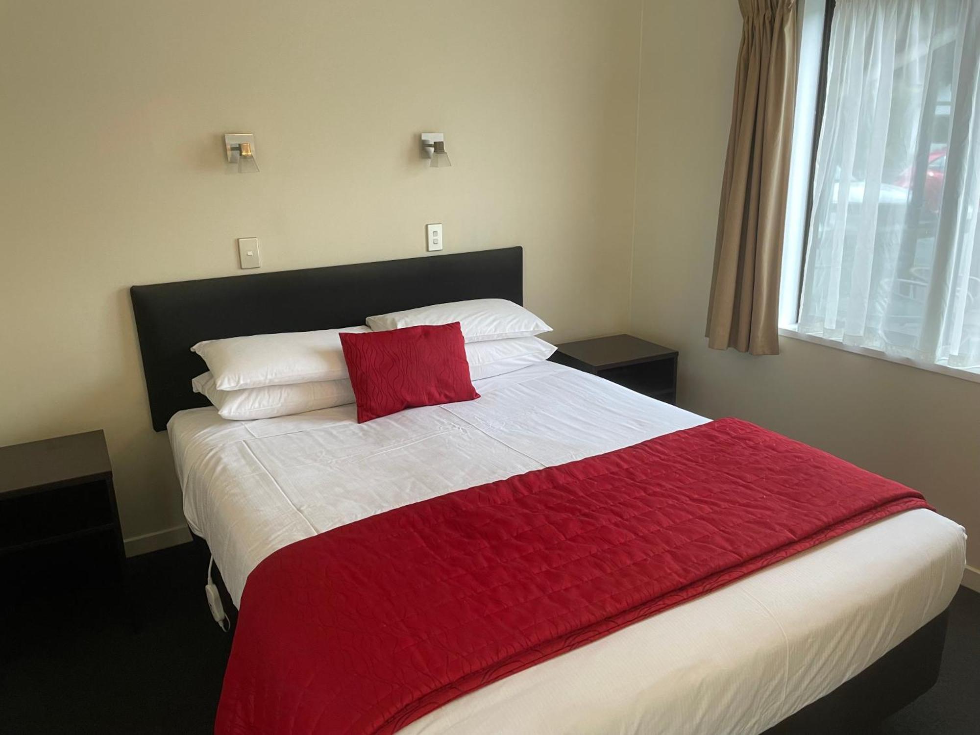 Allan Court Motel Dunedin Exteriör bild